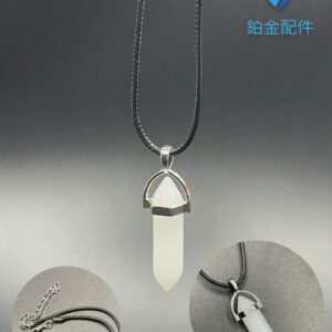 COLLAR DE HILO PENDULO AGATA BLANCA