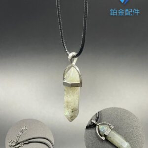 COLLAR DE HILO PENDULO LABRADORITA GRIS