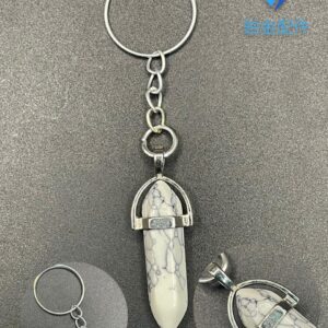 LLAVERO PENDULO HOWLITA BLANCA