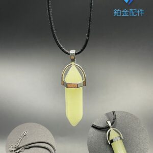 COLLAR DE HILO PENDULO ILUMINADITA MOD 2