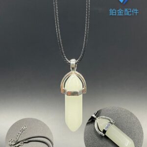 COLLAR DE HILO PENDULO ILUMINADITA MOD 7