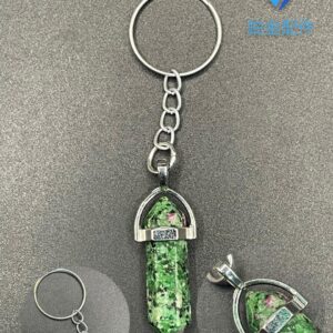 LLAVERO PENDULO ZOISITA DE RUBY